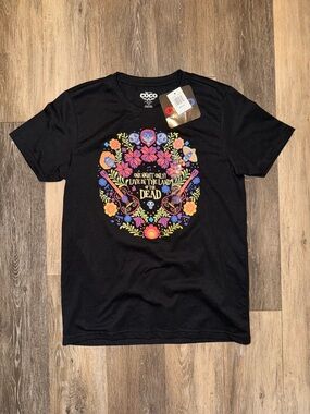 NWT Disney Pixar Coco “Live in the Land Of The Dead” Unisex Black T-Shirt